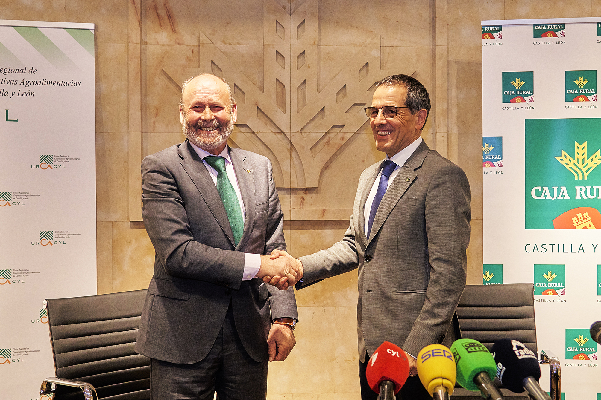 . Caja Rural de Salamanca refuerza su compromiso con el cooperativismo agrario junto a Urcacyl