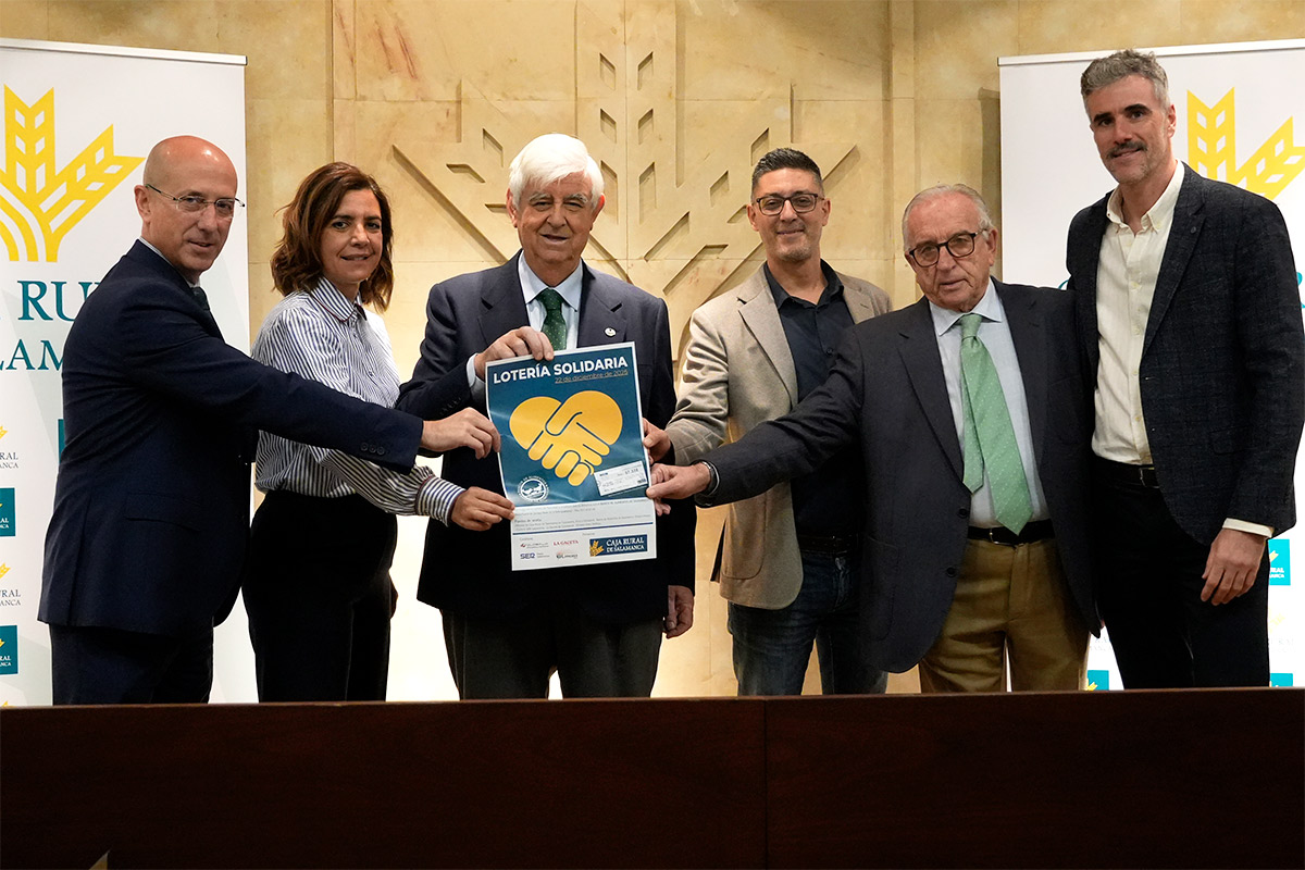 Caja Rural de Salamanca renueva su compromiso con la Lotería Solidaria en apoyo al Banco de Alimentos .