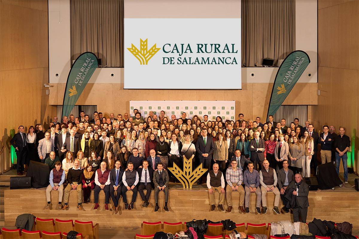 Caja Rural de Salamanca presenta el Plan Estratégico 2025-2027 a su plantilla