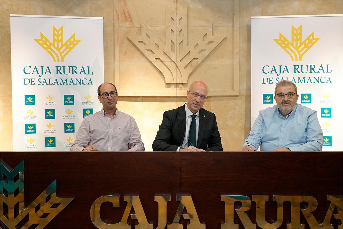 Caja Rural de Salamanca renueva el compromiso con la Asociación de Autotaxi de Salamanca