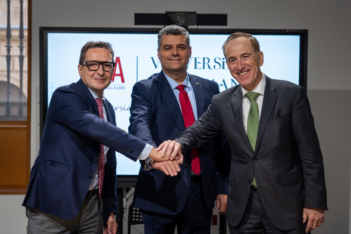 Ambas entidades mantienen una estrecha colaboración para la promoción y difusión de la Universidad de Salamanca y para impulsar las oportunidades de su comunidad estudiantil 