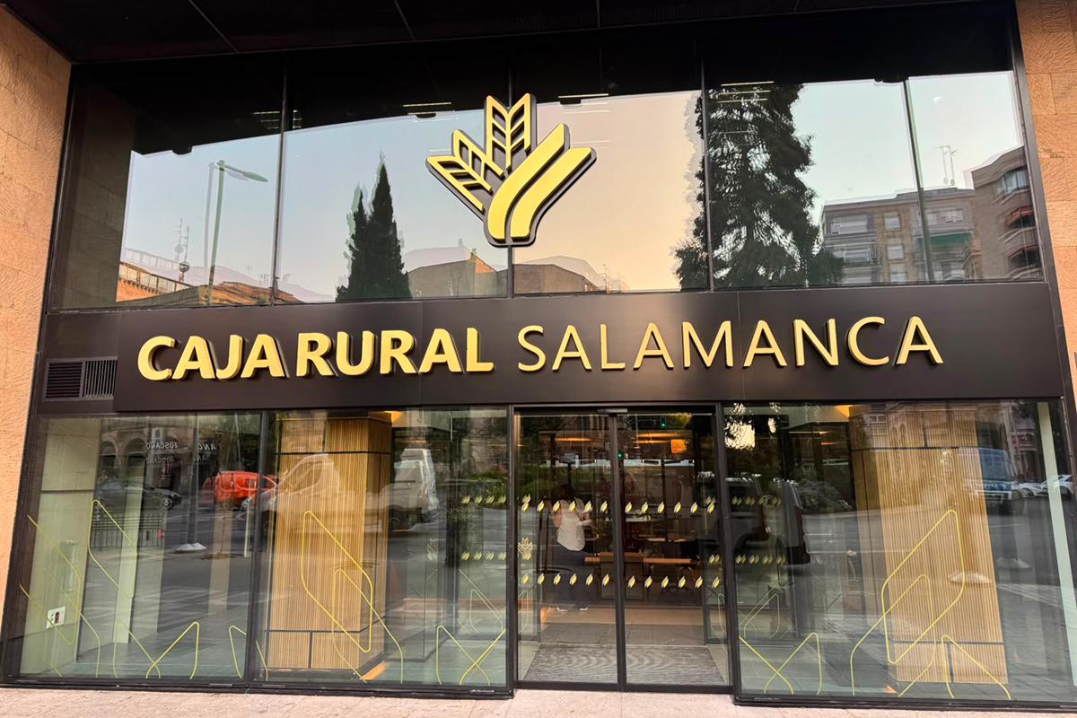 Caja Rural de Salamanca presenta una propuesta adaptada a cuatro perfiles profesionales que combina financiación, digitalización y asesoramiento especializado