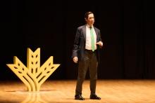 Caja Rural de Salamanca llena el Palacio de Congresos con una espectacular conferencia de Mario Alonso Puig